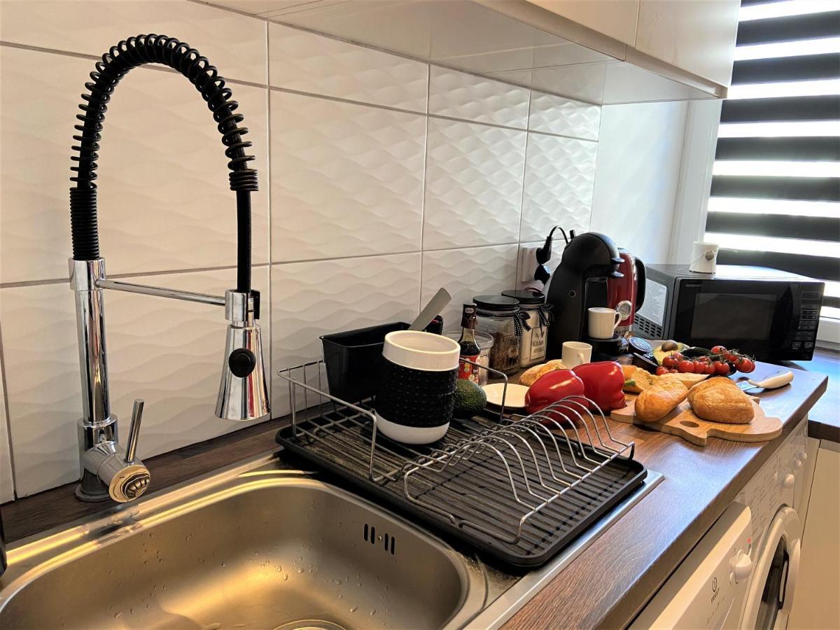 Apartament Centrum Chmielna 73C Варшава Екстериор снимка