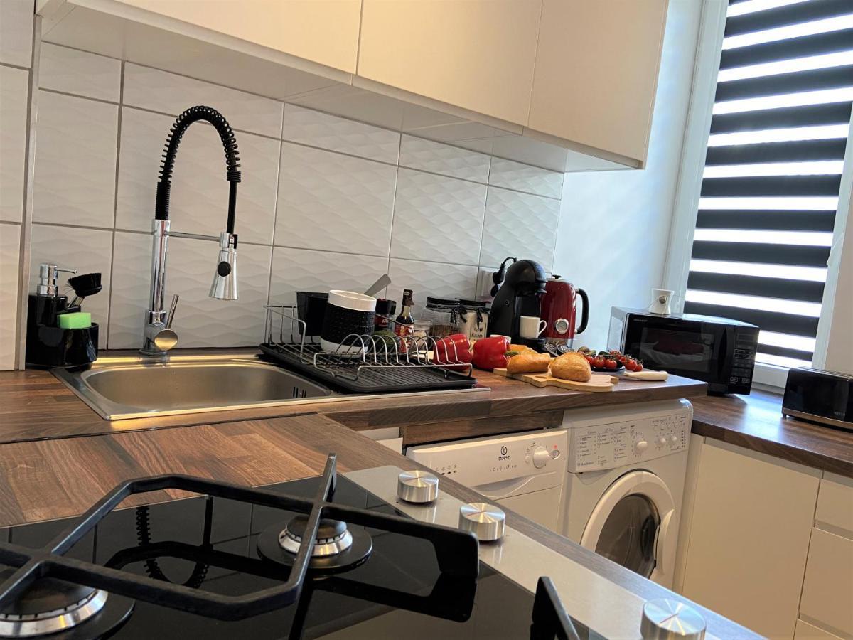 Apartament Centrum Chmielna 73C Варшава Екстериор снимка