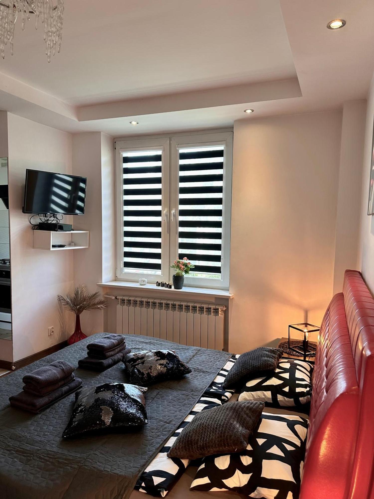 Apartament Centrum Chmielna 73C Варшава Екстериор снимка